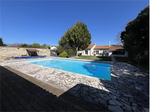 propriete à la vente -   17220  CLAVETTE, surface 338 m2 vente propriete - UBI467646926